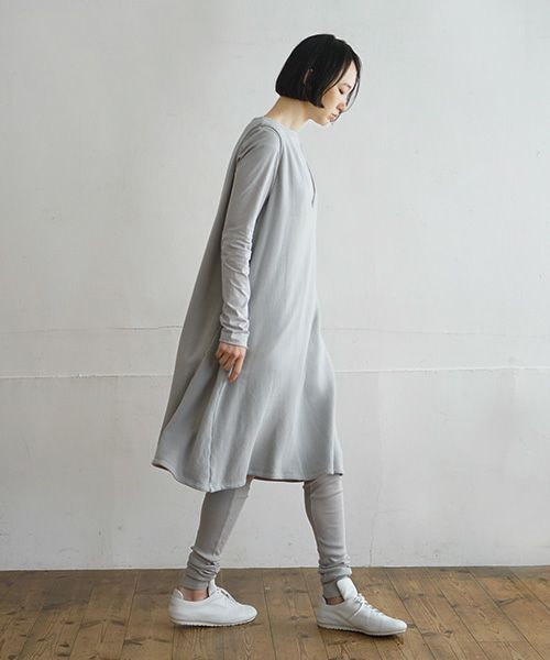 Mochi / home&miles.モチ / ホーム＆マイルズ.v-neck one piece [grey fog]