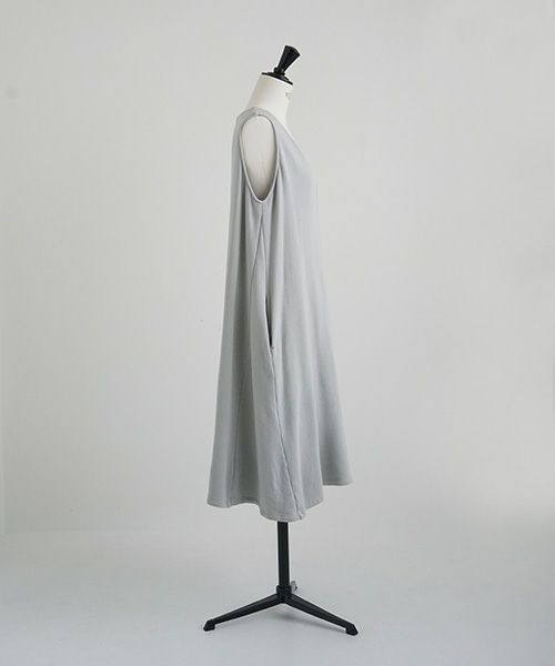 Mochi / home&miles.モチ / ホーム＆マイルズ.v-neck one piece [grey fog]