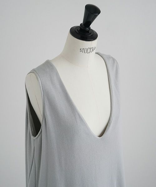 Mochi / home&miles.モチ / ホーム＆マイルズ.v-neck one piece [grey fog]