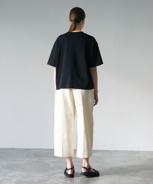 STUDIONICHOLSON スタジオニコルソン.PEACHED COTTON TWILL VOLUME PLEAT PANTS [SNW-145 / CREAM]