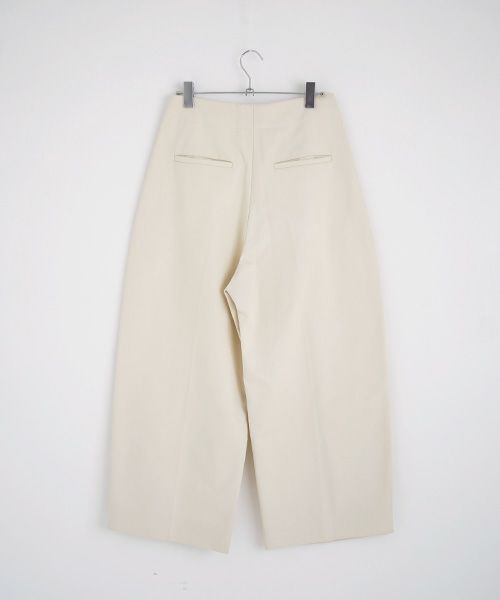 STUDIONICHOLSON スタジオニコルソン.PEACHED COTTON TWILL VOLUME PLEAT PANTS [SNW-145 / CREAM]