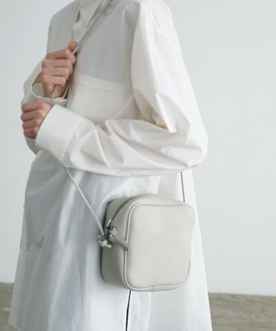 macromauro マクロマウロ.NO LETTER BAG SQUARE S [GREY]_