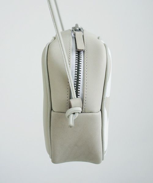 macromauro マクロマウロ.NO LETTER BAG SQUARE S [GREY]_