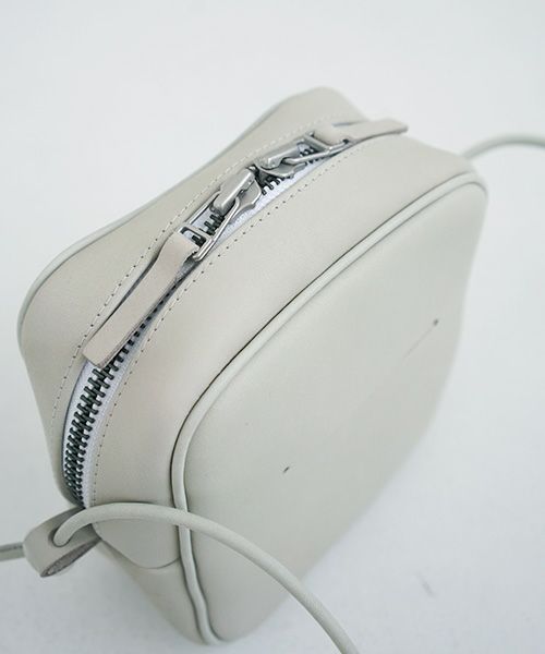 macromauro マクロマウロ.NO LETTER BAG SQUARE S [GREY]_