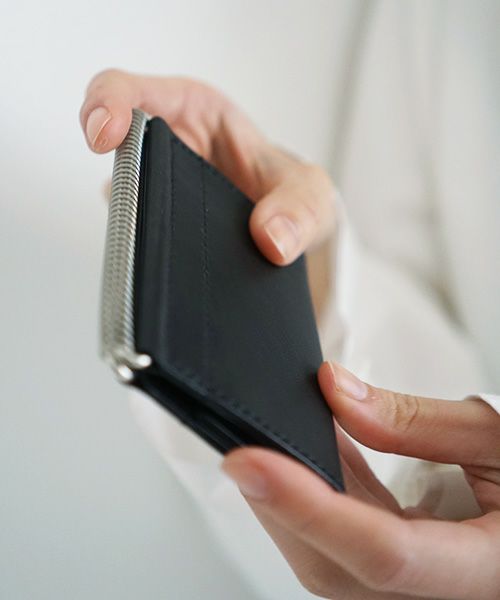 EDROBERTJUDSON.エドロバートジャドソン.CARD CASE[HELIX/B01XCD-02 / 05.BLACK]