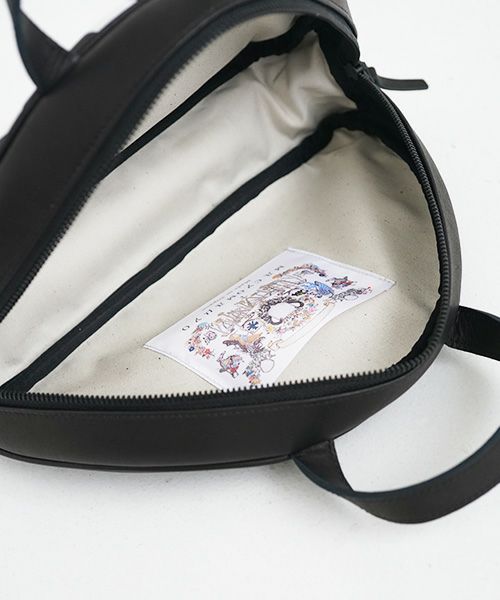 macromauro マクロマウロ.NO LETTER BAG SEMICIRCLE [BLACK]_