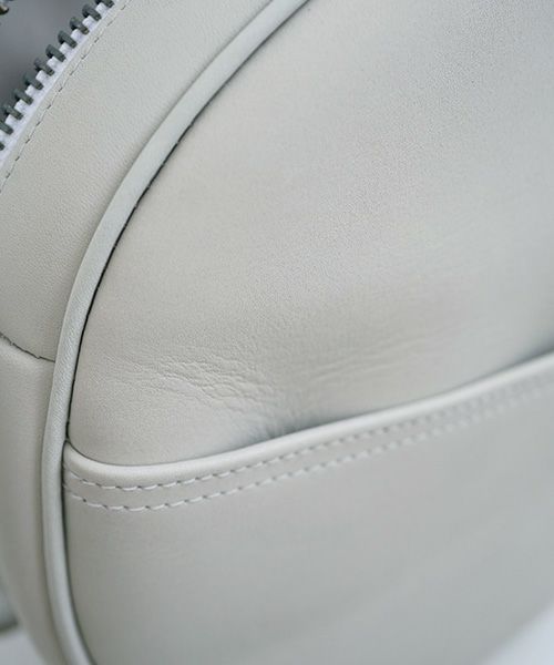 macromauro マクロマウロ.NO LETTER BAG CIRCLE M [GREY]_