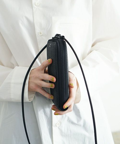 macromauro マクロマウロ.HORSE SHOULDER WALLET [BLACK]_