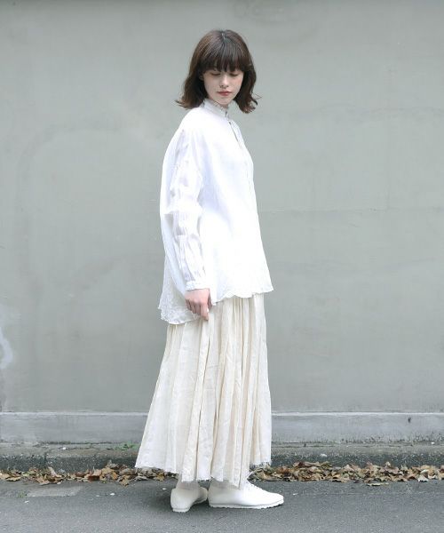 suzuki takayuki.スズキタカユキ.flared blouse [A221-07/nude-i]