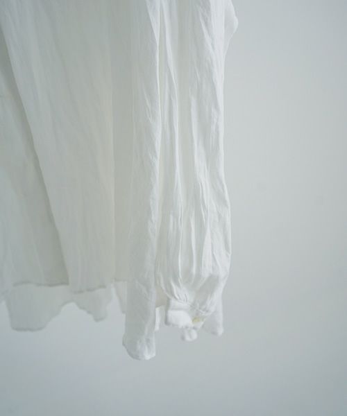 suzuki takayuki.スズキタカユキ.flared blouse [A221-07/nude-i]