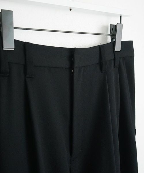 VUy.ヴウワイ.box slit psnts vuy-a22-p02[BLACK]_