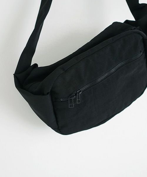 VU PRODUCT.ヴウプロダクト.body bag vu-product-B05[BLACK]