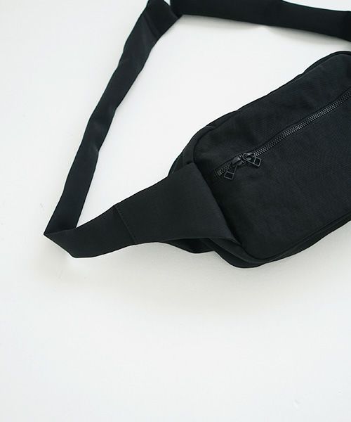 VU PRODUCT.ヴウプロダクト.body bag vu-product-B05[BLACK]