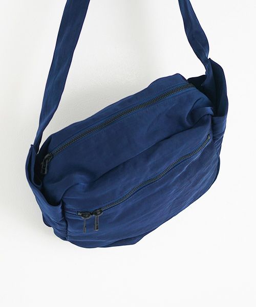 VU PRODUCT.ヴウプロダクト.body bag vu-product-B05[BLUE]