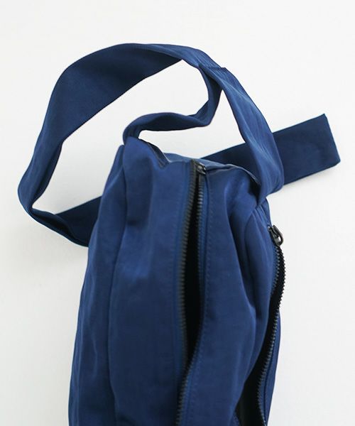 VU PRODUCT.ヴウプロダクト.body bag vu-product-B05[BLUE]