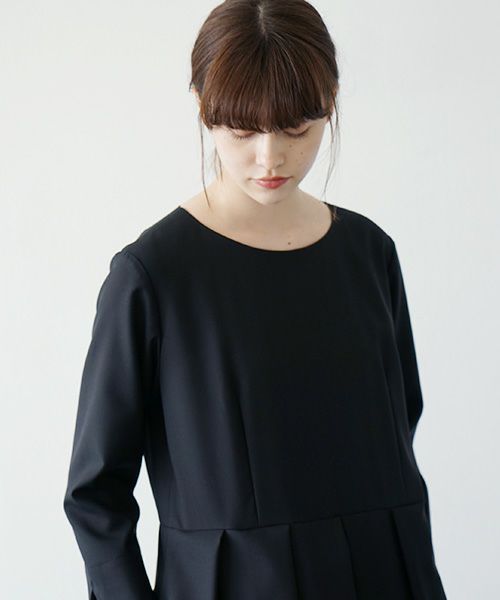 Mochi モチ tuck dress [ma21-op-02/black]