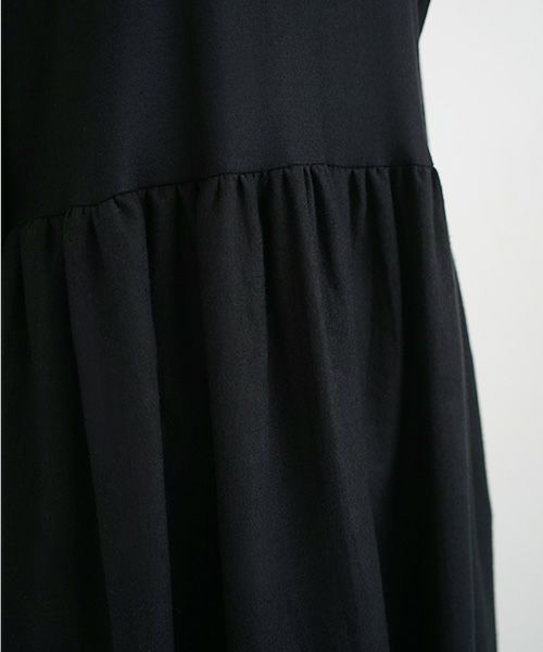Mochi.モチ.panel dress [ma21-op-03/black]