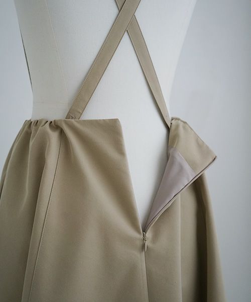 Mochi.モチ.panel suspender skirt [ma21-sk-01/khaki beige]