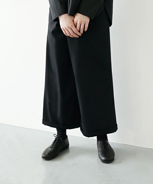 Mochi.モチ.asymmetry wide pants [ma21-pt-01/black]