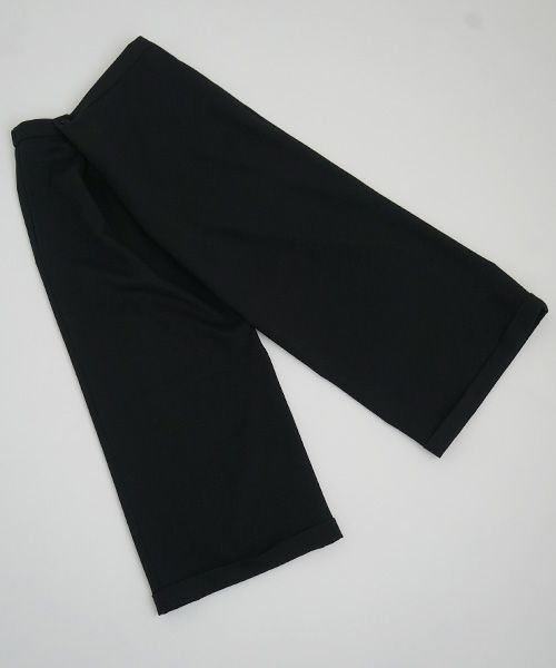 Mochi.モチ.asymmetry wide pants [ma21-pt-01/black]
