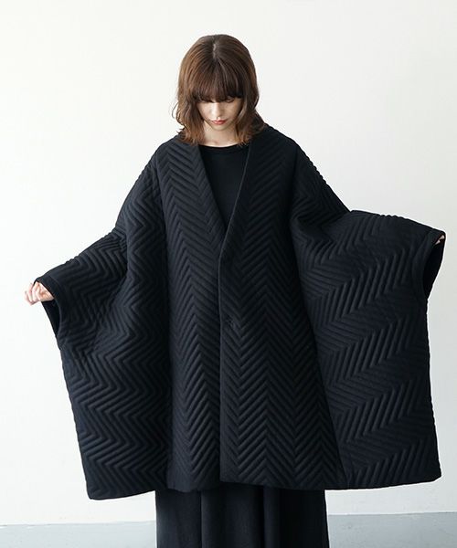 Mochi モチ cape coat [ma21-co-01/black]