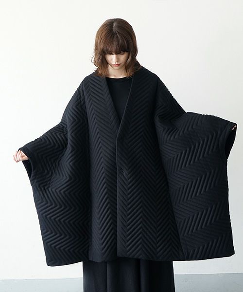 Mochi.モチ.cape coat [ma21-co-01/black]