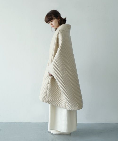 Mochi.モチ.cape coat [ma21-co-01/off white]
