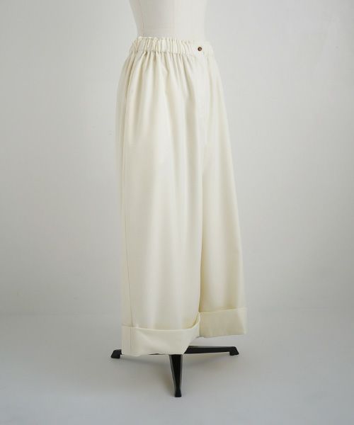 Mochi.モチ.cropped wide pants [ma21-pt-02/off white]