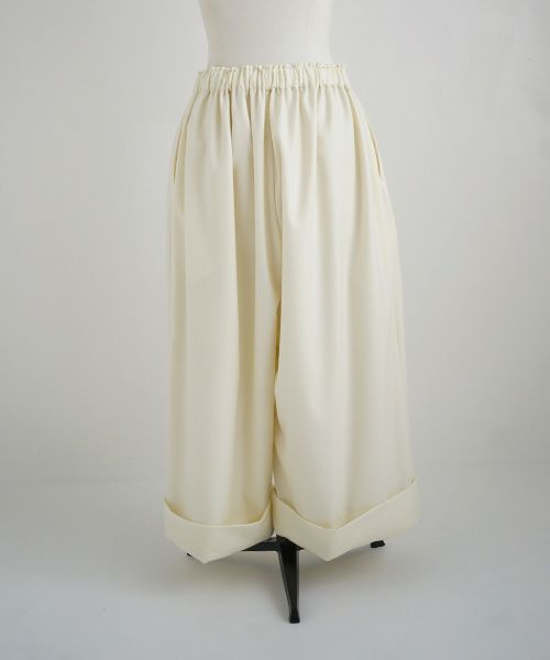 Mochi.モチ.cropped wide pants [ma21-pt-02/off white]