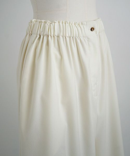Mochi.モチ.cropped wide pants [ma21-pt-02/off white]