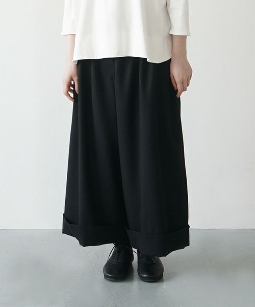 Mochi.モチ.cropped wide pants [ma21-pt-02/black]