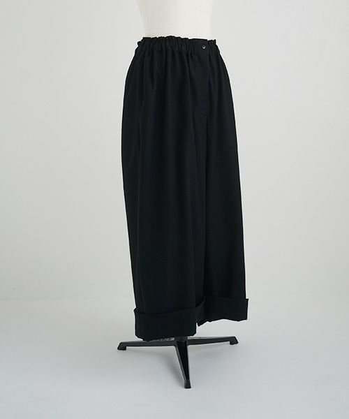 Mochi.モチ.cropped wide pants [ma21-pt-02/black]