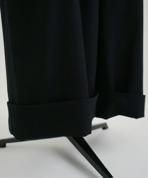 Mochi.モチ.cropped wide pants [ma21-pt-02/black]