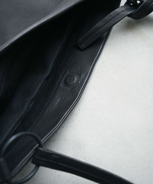 Mochi.モチ.square shoulder bag [ma-pro-08-/black]