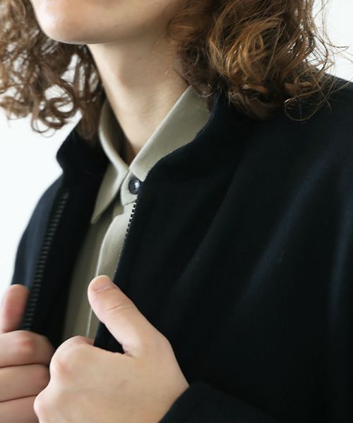 VU.ヴウ.stand collar bluson vu-a12-b12[BLACK]