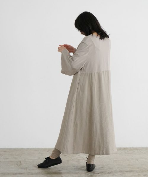 Mochi / home&miles.モチ / ホーム＆マイルズ.flare sleeve one piece [greige]