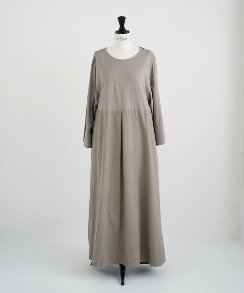 Mochi / home&miles.モチ / ホーム＆マイルズ.flare sleeve one piece [greige]