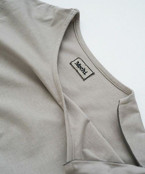 Mochi / home&miles.モチ / ホーム＆マイルズ.flare sleeve one piece [greige]