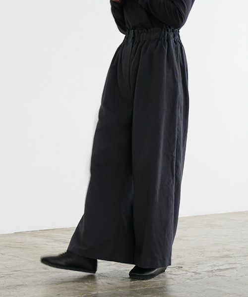 Mochi / home&miles.モチ / ホーム＆マイルズ.wide pants [sumi]