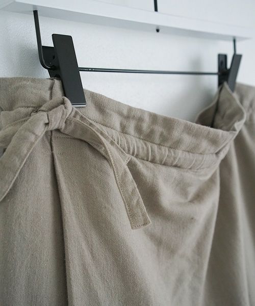 Mochi / home&miles.モチ / ホーム＆マイルズ.wrap pants [greige]