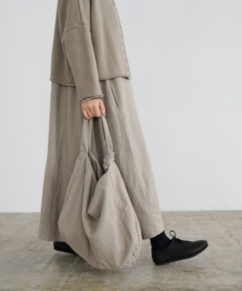 Mochi / home&miles.モチ / ホーム＆マイルズ.oblong bag [greige]