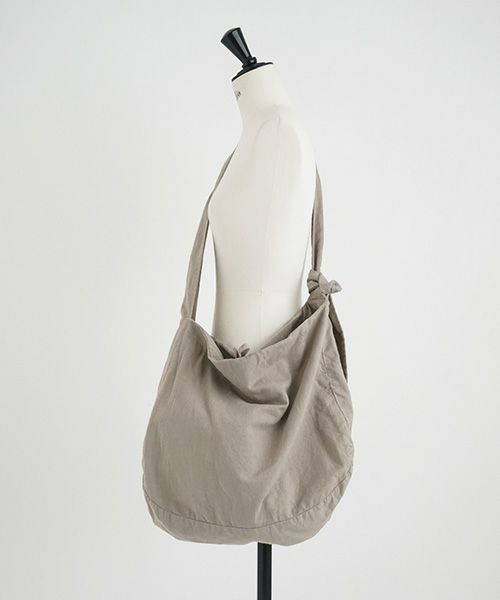 Mochi / home&miles.モチ / ホーム＆マイルズ.oblong bag [greige]