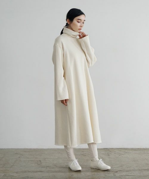 Mochi / home&miles.モチ / ホーム＆マイルズ.sweat one piece [off white]