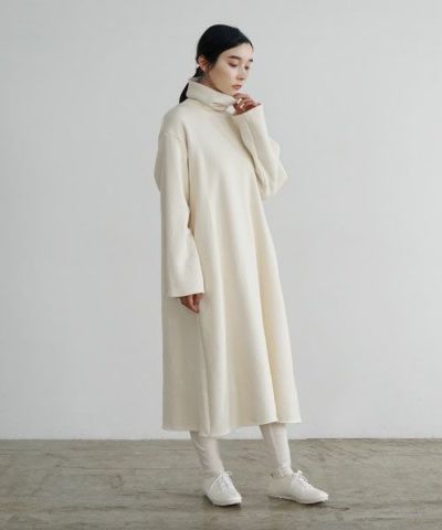 Mochi / home&miles.モチ / ホーム＆マイルズ.sweat one piece [off white]