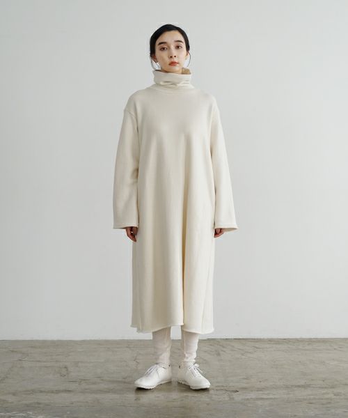 Mochi / home&miles.モチ / ホーム＆マイルズ.sweat one piece [off white]