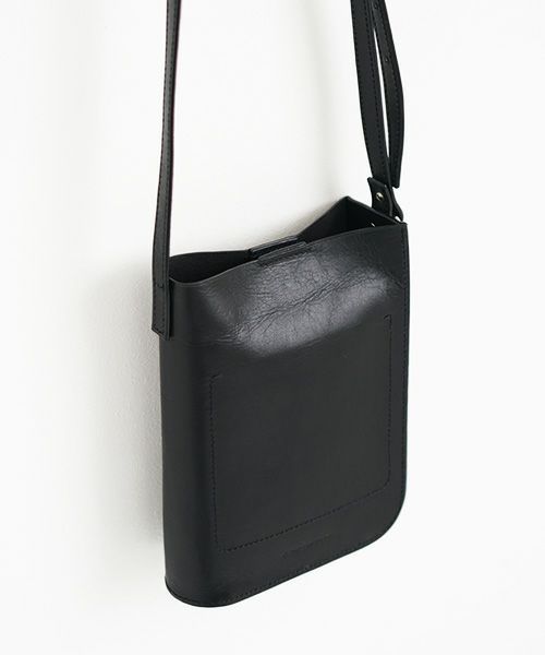 EDROBERTJUDSON.エドロバートジャドソン.box stitch pouch[B01Q BG-169/ 05.black]