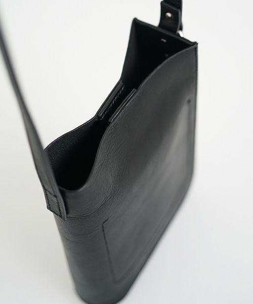 EDROBERTJUDSON.エドロバートジャドソン.box stitch pouch[B01Q BG-169/ 05.black]