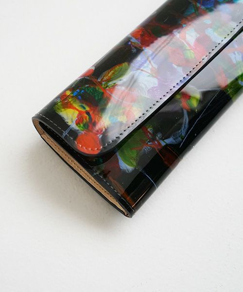 macromauro マクロマウロ.paint black wallet long