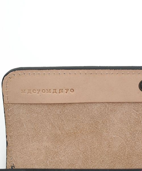 macromauro マクロマウロ.paint black wallet long