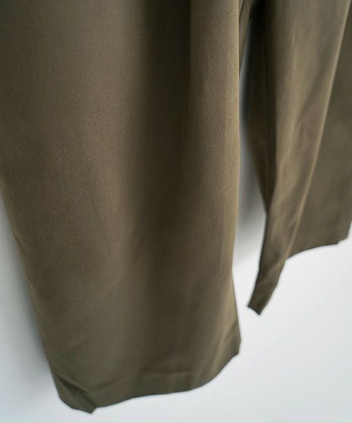 STUDIONICHOLSON スタジオニコルソン.VOLUME PLEAT PANTS[SNM-351/ARMY GREEN]